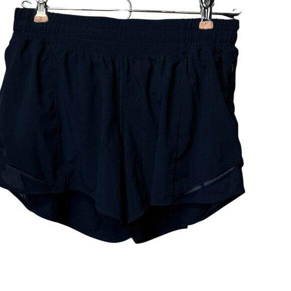 Women's Lululemon Hotty Hot Short II - Size 8 - 4" inseam - True Navy - Picture 6 of 13